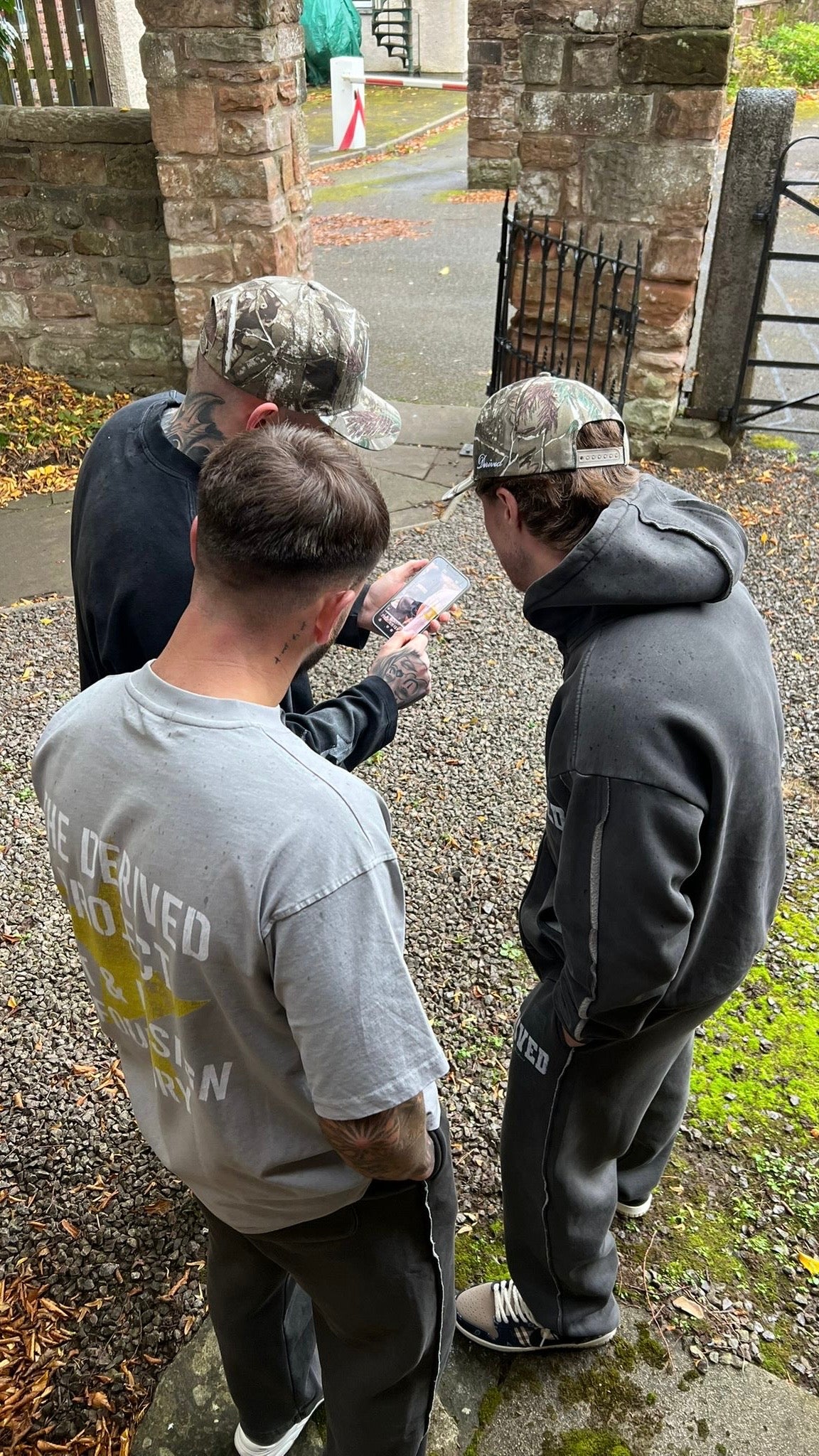 NORTH STAR SHORT SLEEVE